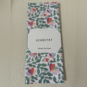 NWT Geometry Kitchen Towel In Floral Pattern